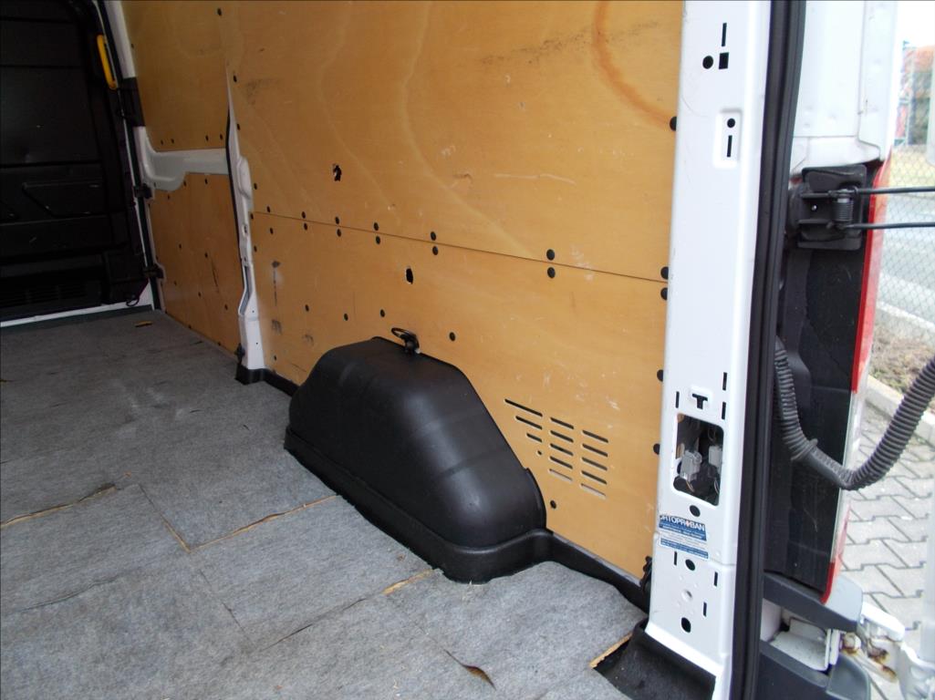 Ford Transit 2,0 TDCi L3H2 NOVÉ ROZVODY STK 1/2028 PĚKNÉ - foto 16