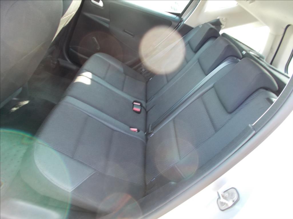 Peugeot 207 1,4 16V ČR KLIMA  SW - foto 14