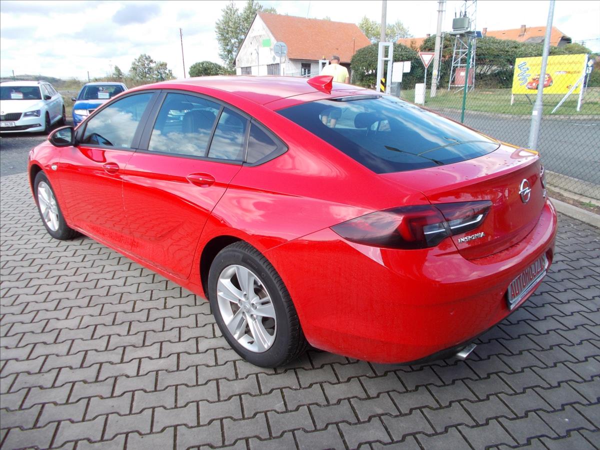 Opel Insignia 2,0 CDTi AT 125kW Dynamic Sport - foto 12