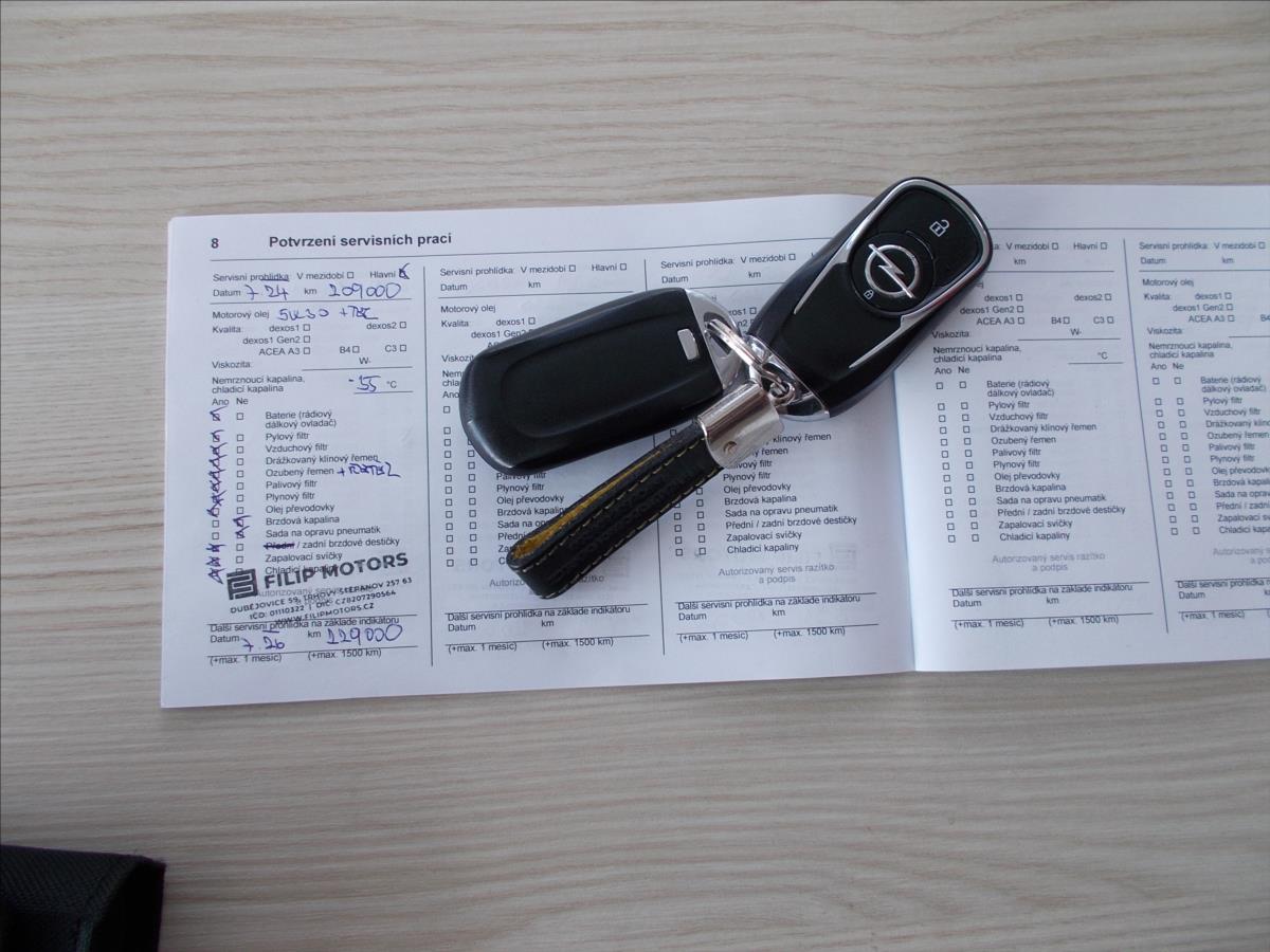 Opel Insignia 2,0 CDTi AT 125kW Dynamic Sport - foto 34