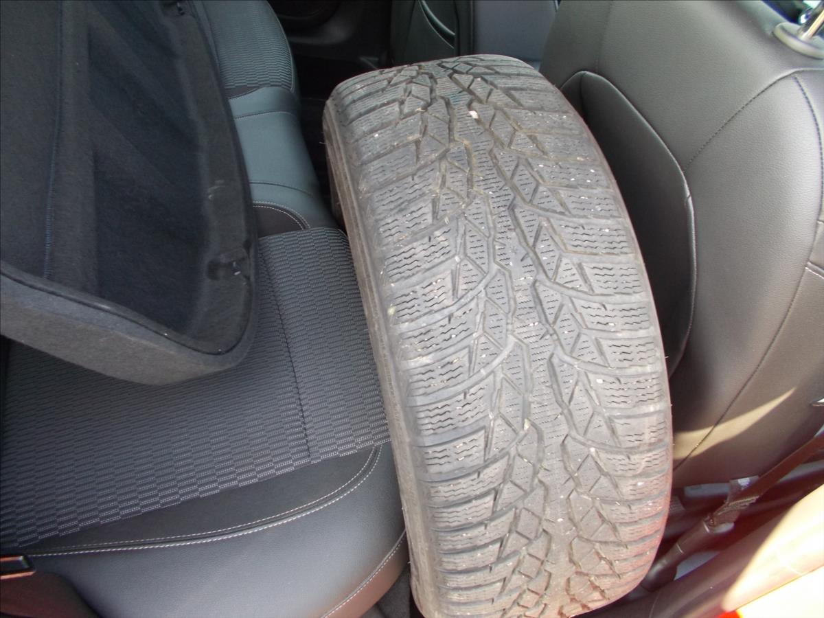 Opel Insignia 2,0 CDTi AT 125kW Dynamic Sport - foto 35