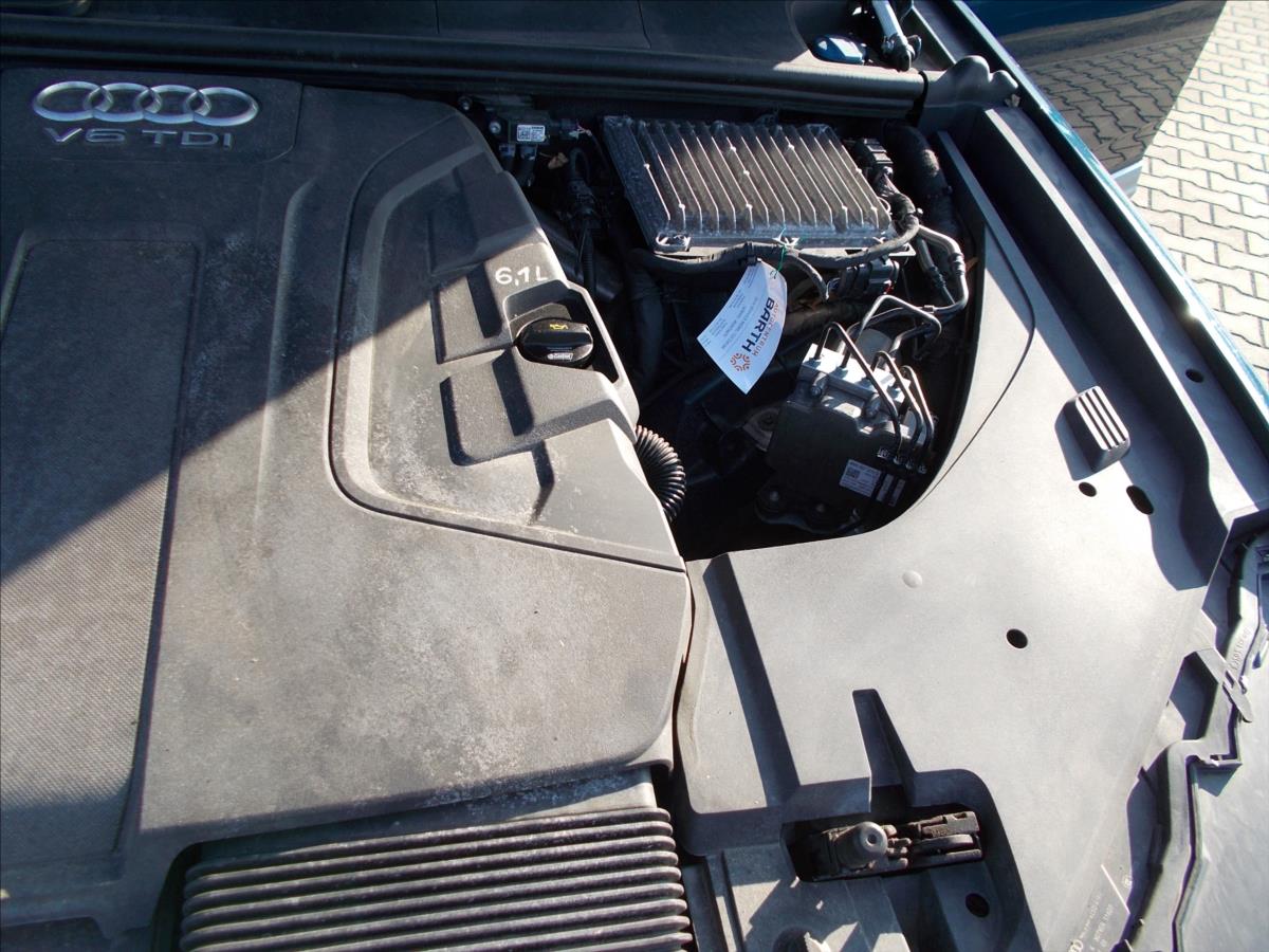 Audi Q7 3,0 TDI S-LINE ČR quattro tiptronic AUTORIZOVANÝ SERVI - foto 33