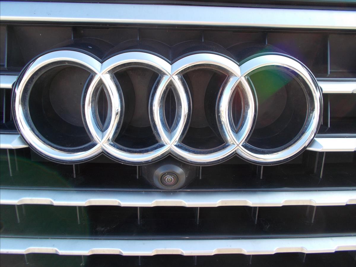 Audi Q7 3,0 TDI S-LINE ČR quattro tiptronic AUTORIZOVANÝ SERVI - foto 7