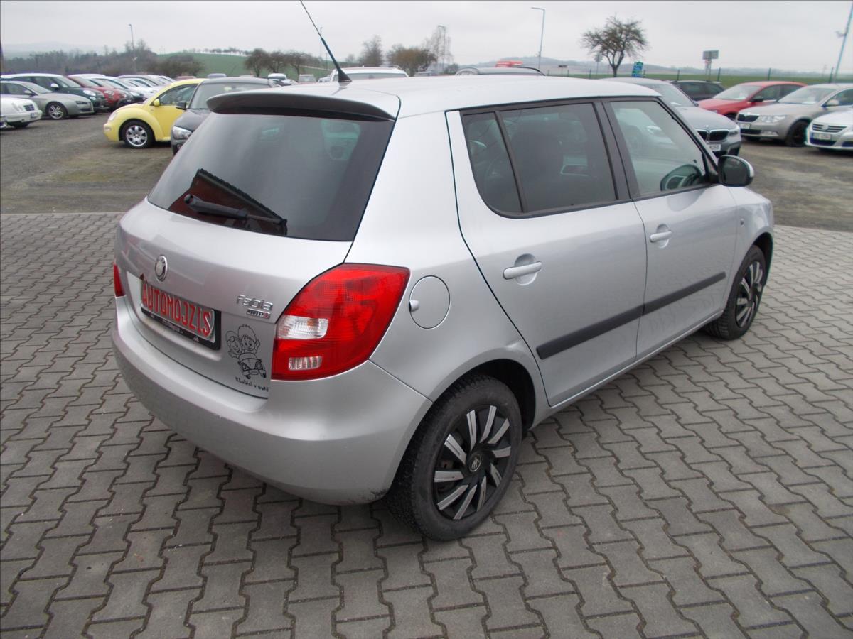 Škoda Fabia 1,2 12V HTP 51kW AMB ČR NOVÁ STK  II - foto 10