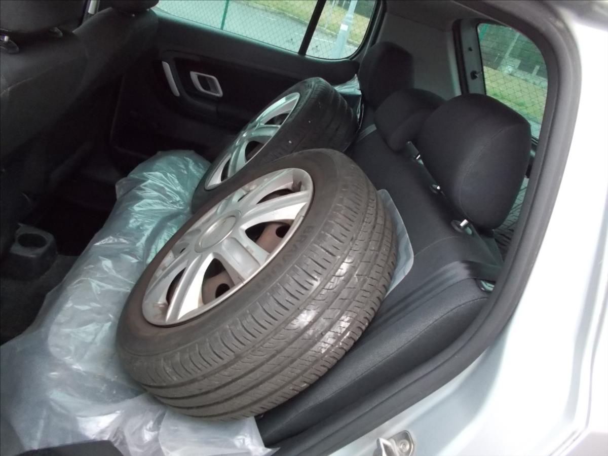 Škoda Fabia 1,2 12V HTP 51kW AMB ČR NOVÁ STK  II - foto 16