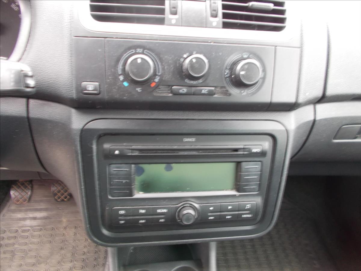 Škoda Fabia 1,2 12V HTP 51kW AMB ČR NOVÁ STK  II - foto 22