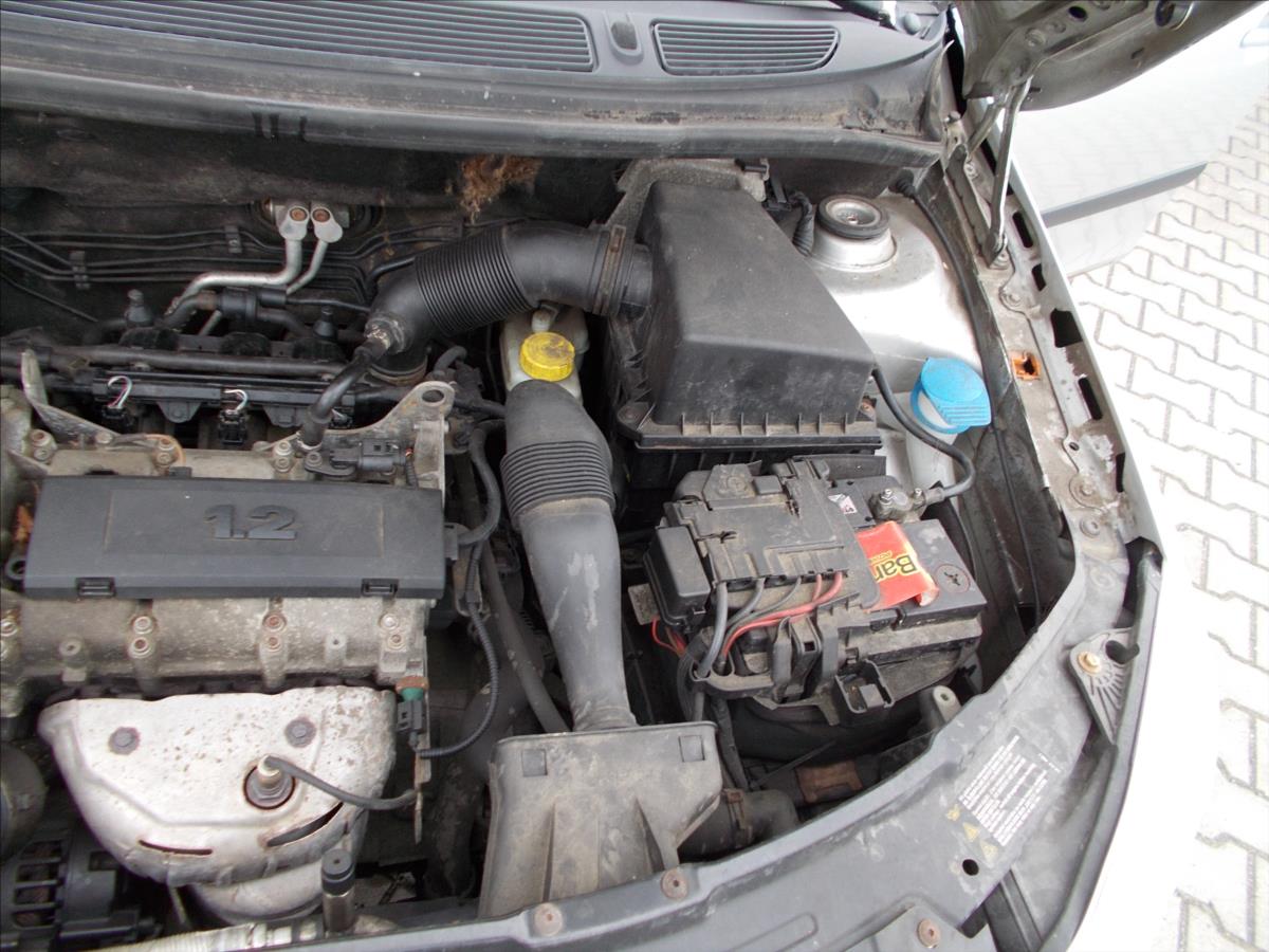 Škoda Fabia 1,2 12V HTP 51kW AMB ČR NOVÁ STK  II - foto 29