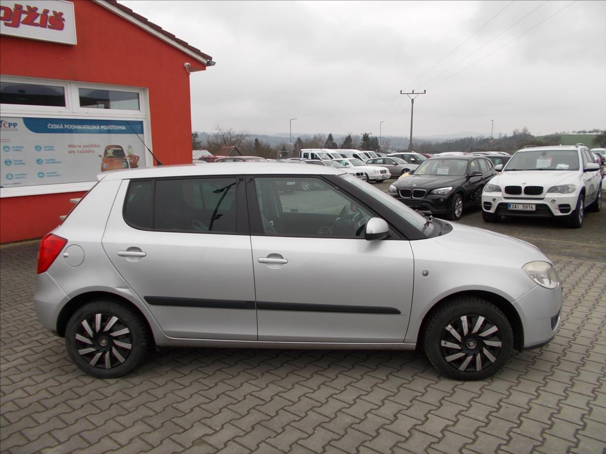 Škoda Fabia 1,2 12V HTP 51kW AMB ČR NOVÁ STK  II - foto 8