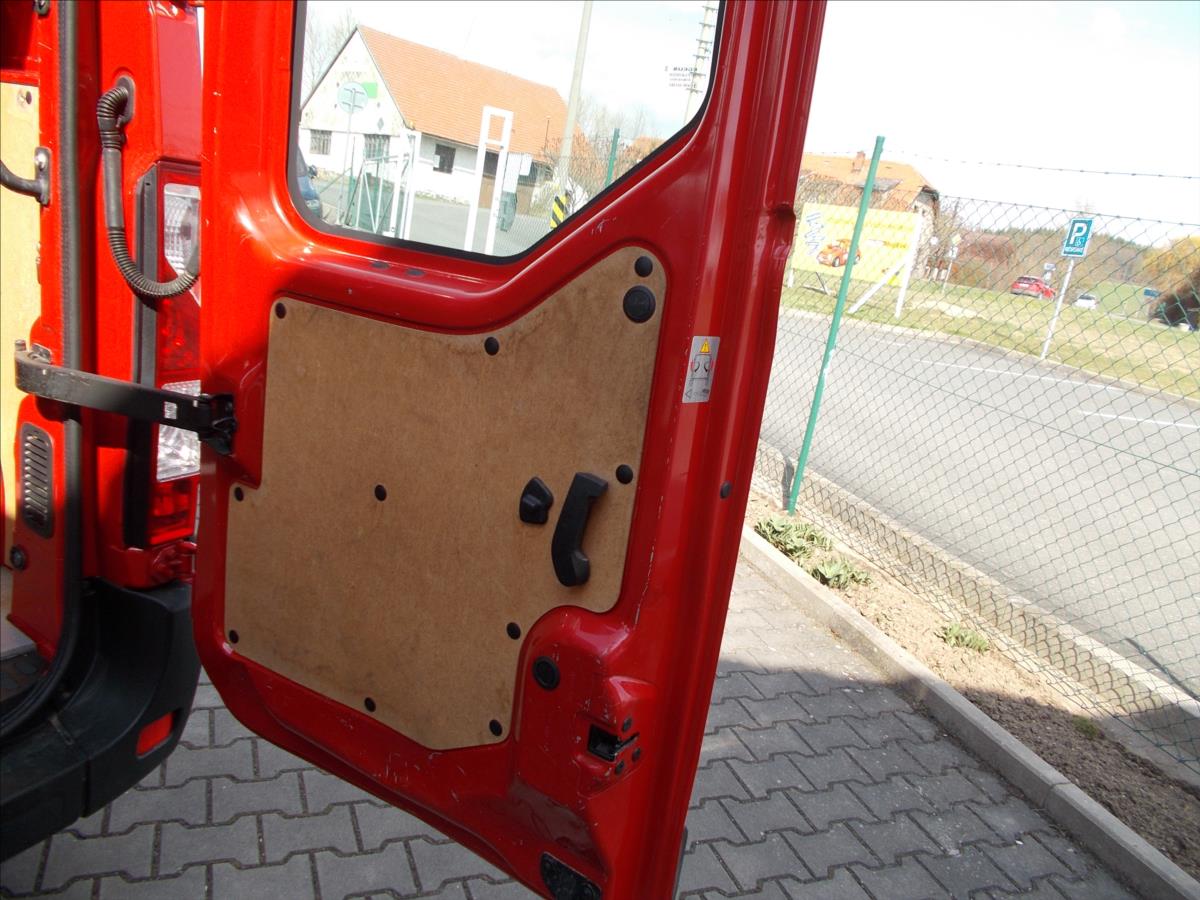 Opel Movano 2,3 CDTi L3H2 6 MÍST DPH TZ 132 kW - foto 17