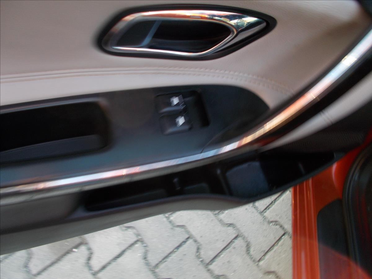 Kia Ceed 1,6 CRDi 94kW FIFA World Cup Edition - foto 22