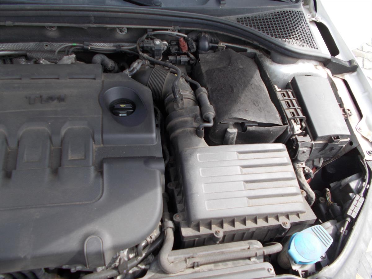 Škoda Octavia 2,0 TDI RS DSG ČR 1.MAJITEL PĚKNÉ  III - foto 30