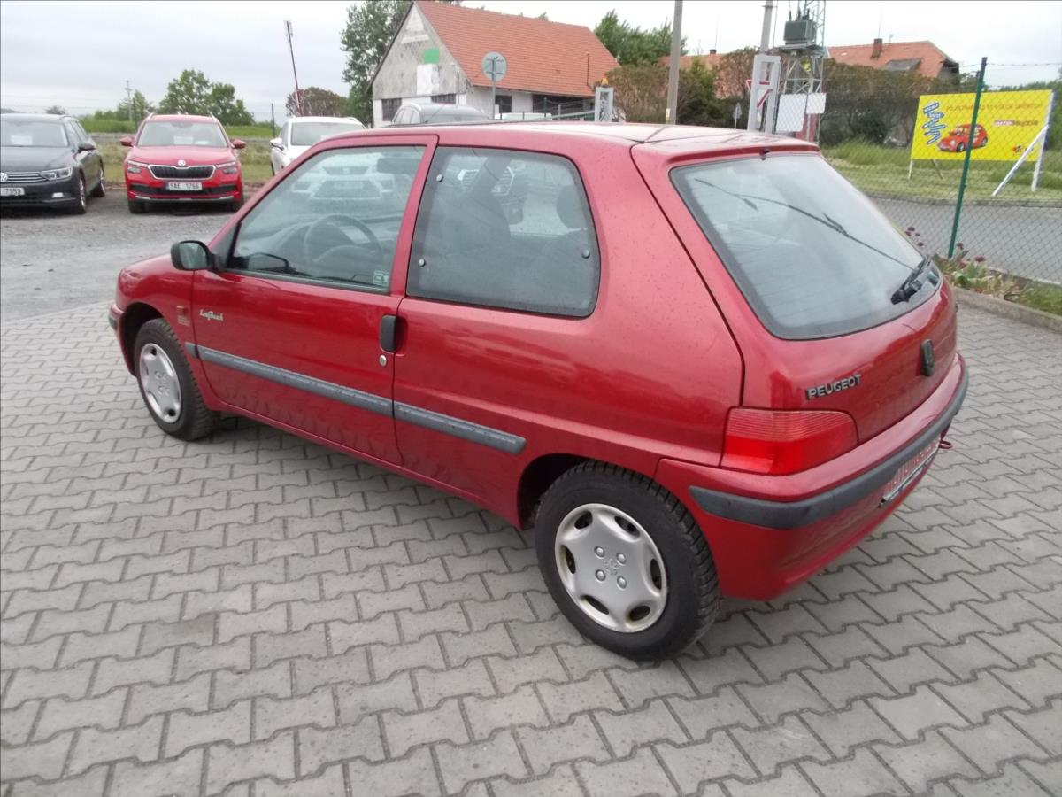 Peugeot 106 1,0 i 1.MAJITEL 100.572 KM STK 4/2027 - foto 11
