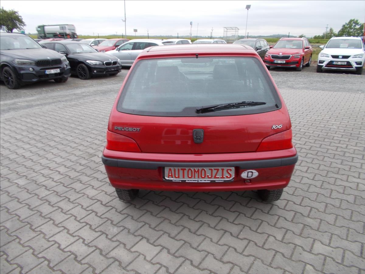 Peugeot 106 1,0 i 1.MAJITEL 100.572 KM STK 4/2027 - foto 9