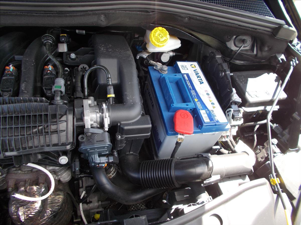 Peugeot 208 1,2 Pure Tech 60 kW NOVÉ ROZVODY 123100 KM - foto 30