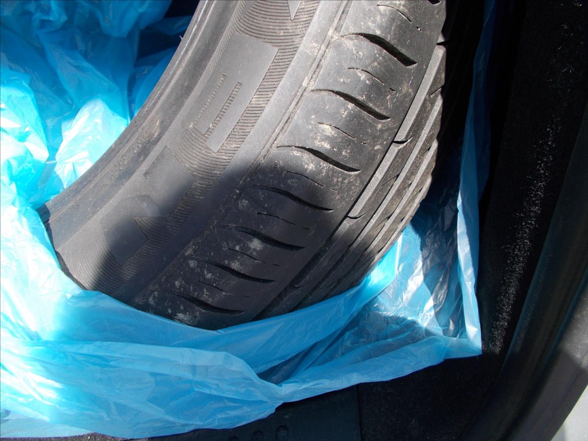 Kia Ceed 1,6 CRDi DIGIKLIMA OK NOVÁ STK - foto 13