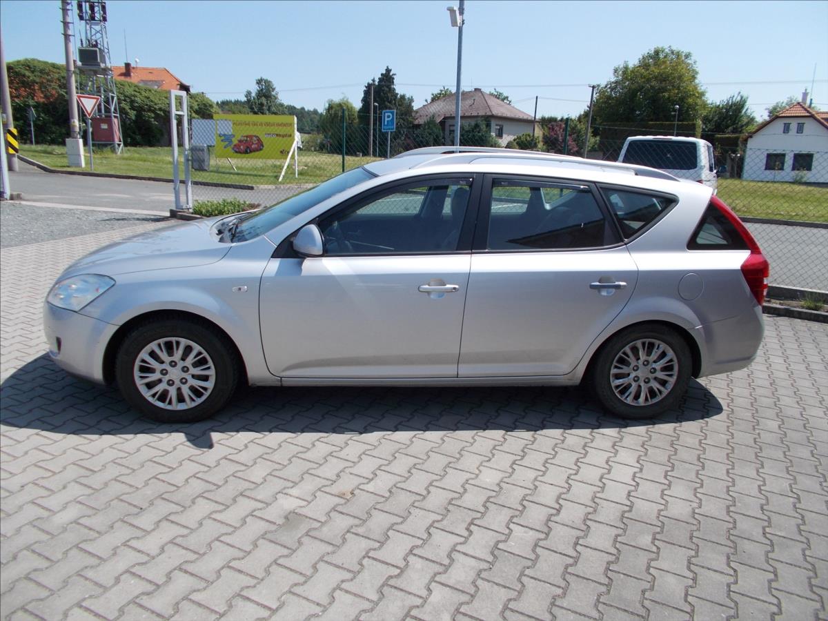 Kia Ceed 1,6 CRDi DIGIKLIMA OK NOVÁ STK - foto 4