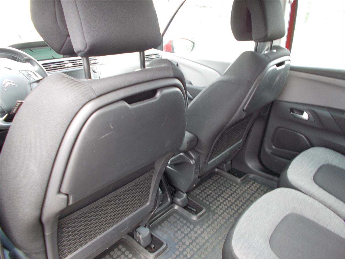 Citroën C4 Picasso 1,2 PT 81 kW DIGIKLIMA 72863 KM PĚKNÉ - foto 14