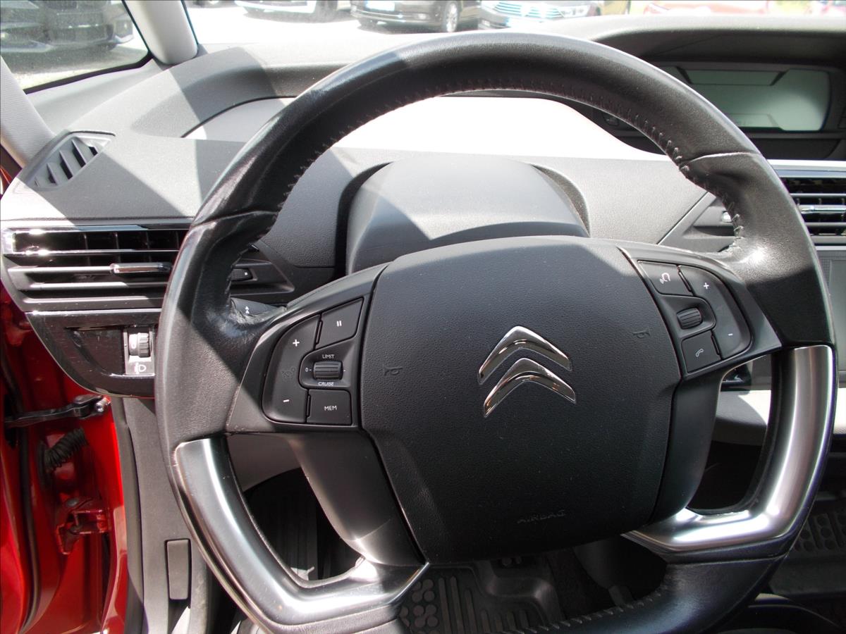 Citroën C4 Picasso 1,2 PT 81 kW DIGIKLIMA 72863 KM PĚKNÉ - foto 22