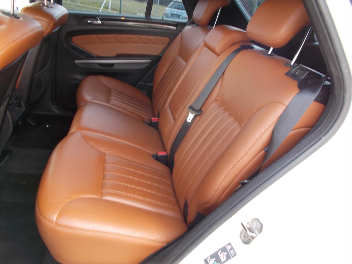 Mercedes-Benz Třídy M 3,5 V6 DPH KLIMA OK NOVÁ STK PĚKNÉ - foto 17