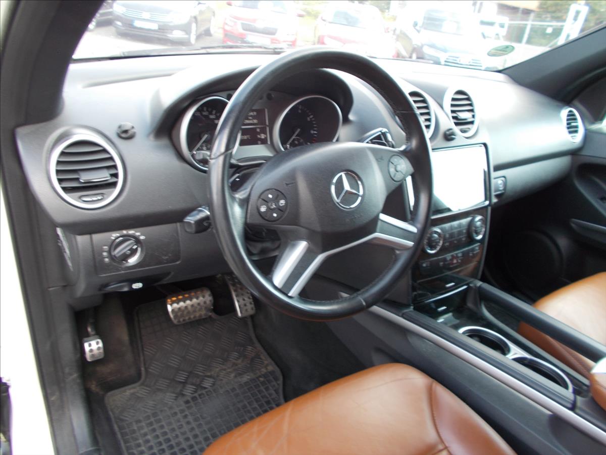 Mercedes-Benz Třídy M 3,5 V6 DPH KLIMA OK NOVÁ STK PĚKNÉ - foto 25