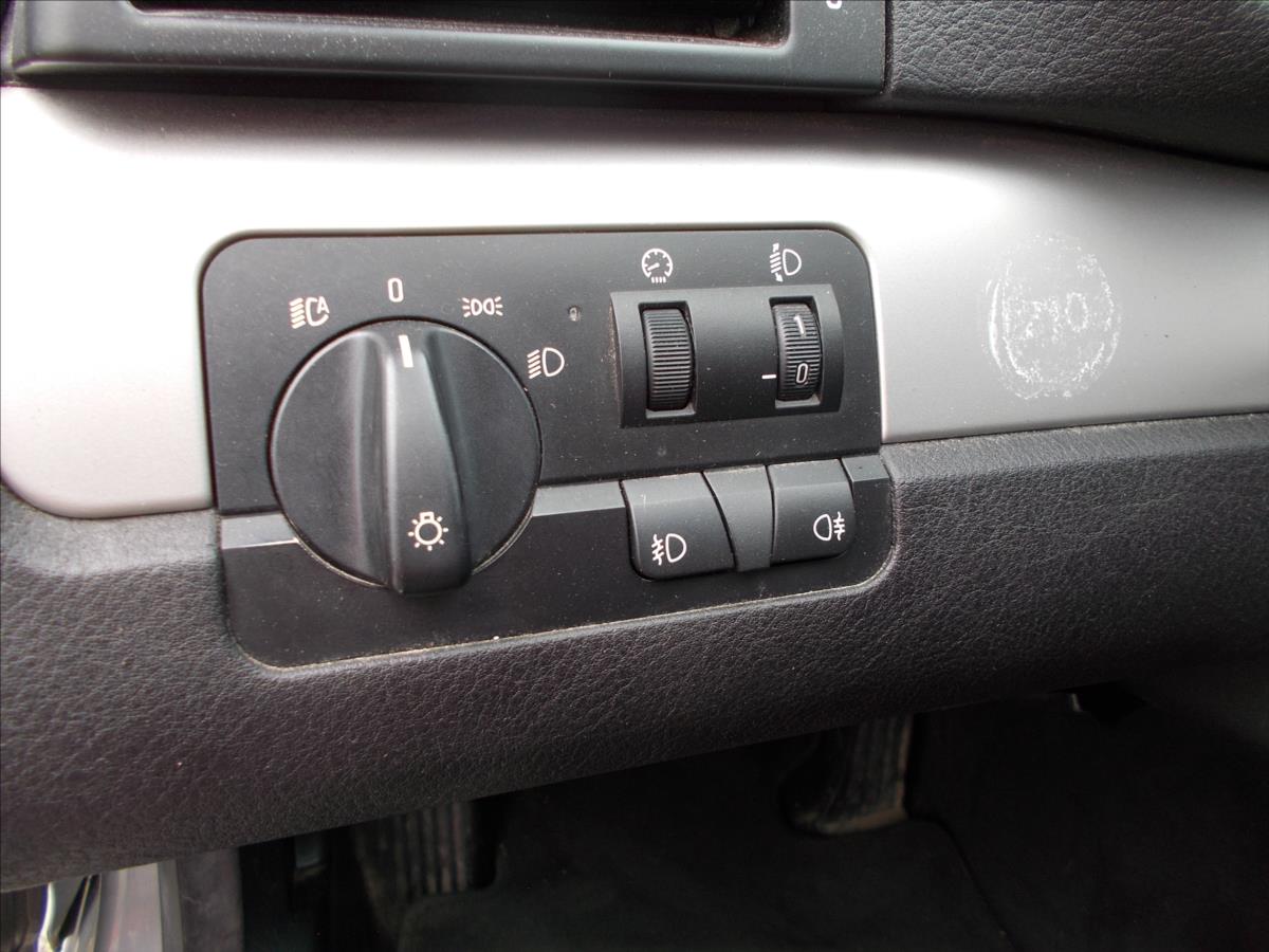 BMW Řada 3 2,0 Ci 1.MAJITEL NOVÁ STK PĚKNÉ - foto 28