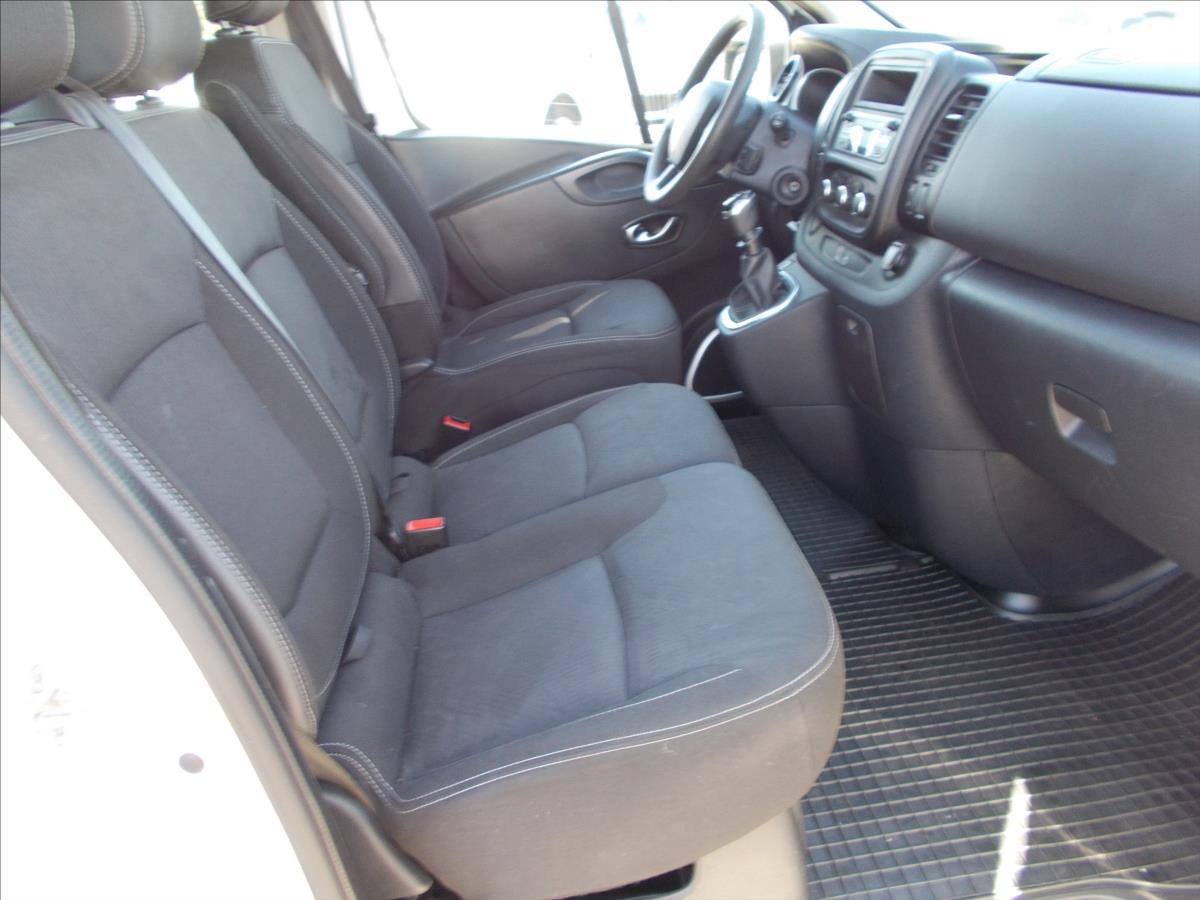Renault Trafic 2,0 DCi ČR DPH 6 MÍST STK 8/2026 - foto 19