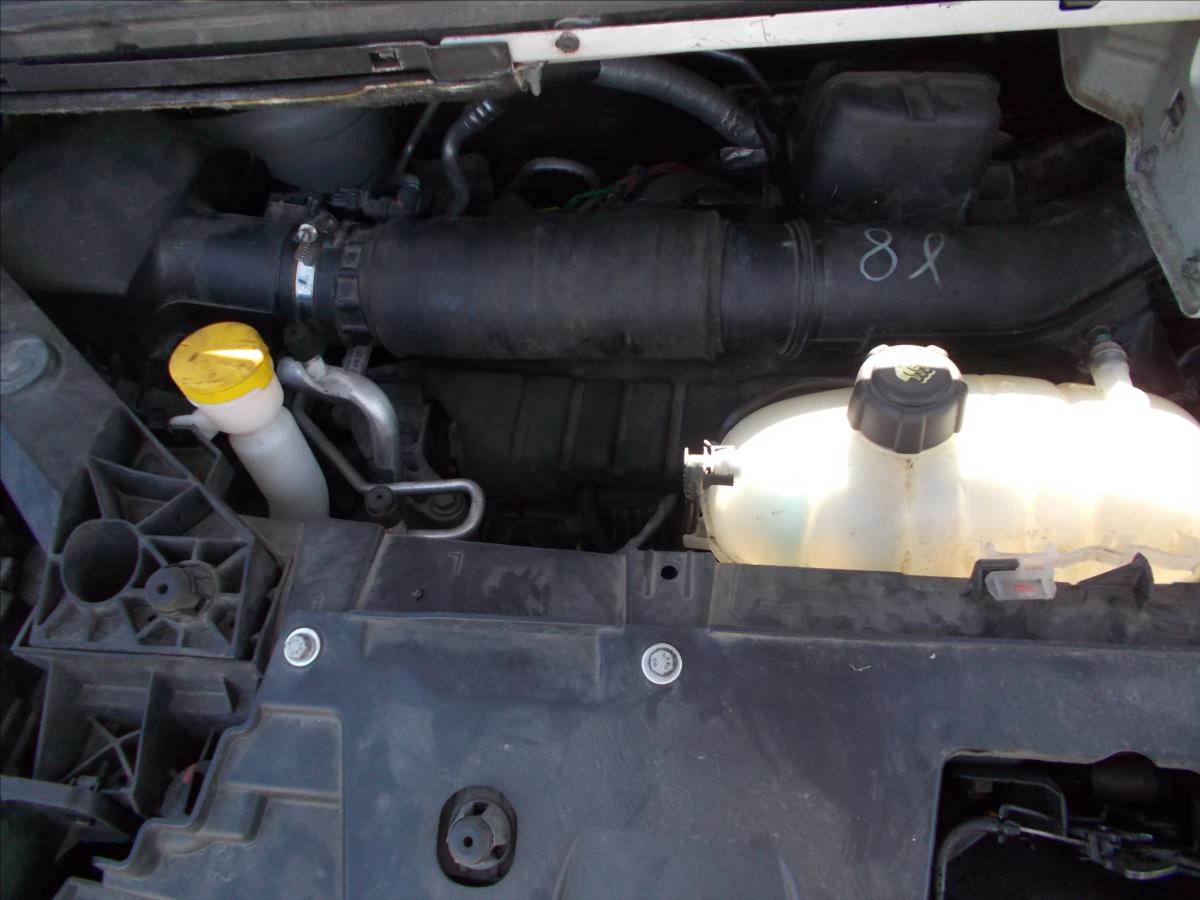 Renault Trafic 2,0 DCi ČR DPH 6 MÍST STK 8/2026 - foto 31