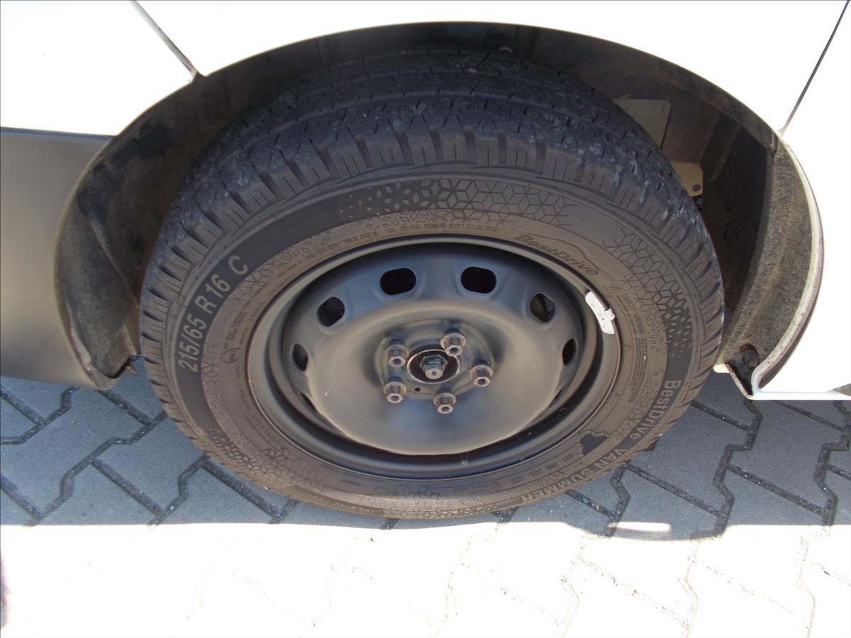 Renault Trafic 2,0 DCi ČR DPH 6 MÍST STK 8/2026 - foto 5