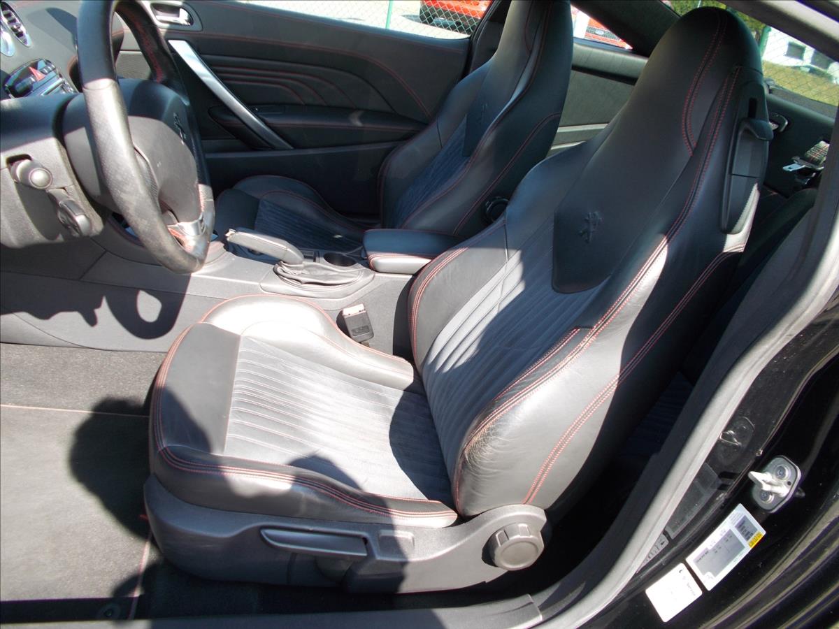 Peugeot RCZ 1,6 16V GT-LINE 147 KW KUPÉ DIGIKLIMA - foto 15