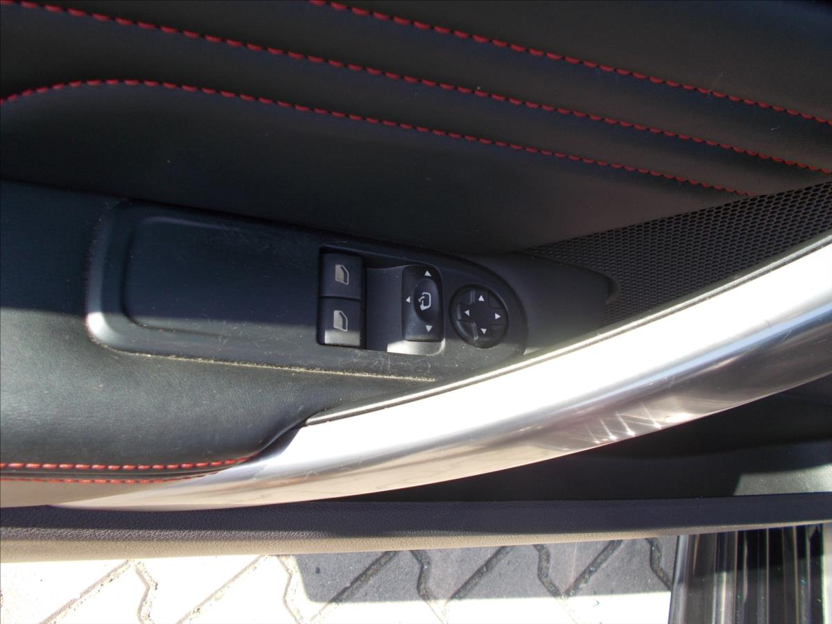 Peugeot RCZ 1,6 16V GT-LINE 147 KW KUPÉ DIGIKLIMA - foto 23