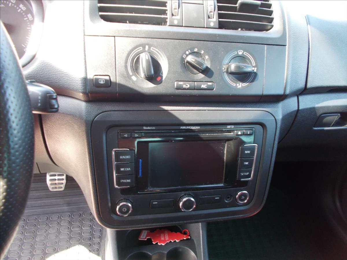 Škoda Fabia 1,2 TSI MONTE CARLO ČR KLIMA NOVÉ ROZVODY  II - foto 20