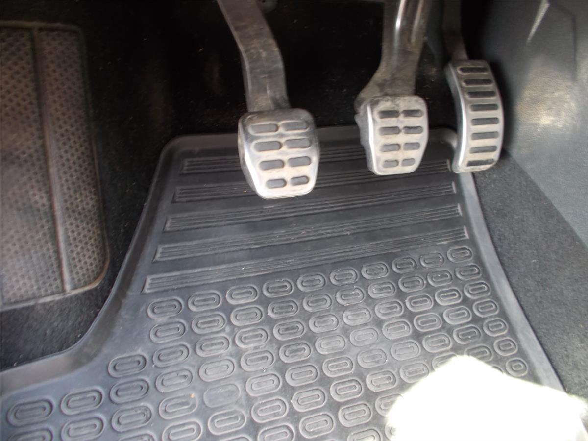 Škoda Fabia 1,2 TSI MONTE CARLO ČR KLIMA NOVÉ ROZVODY  II - foto 25