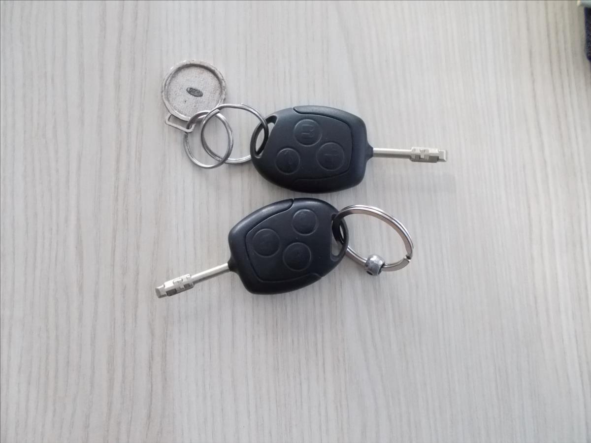 Ford Fusion 1,4 i ČR 1.MAJITEL NOVÁ STK PĚKNÉ - foto 28