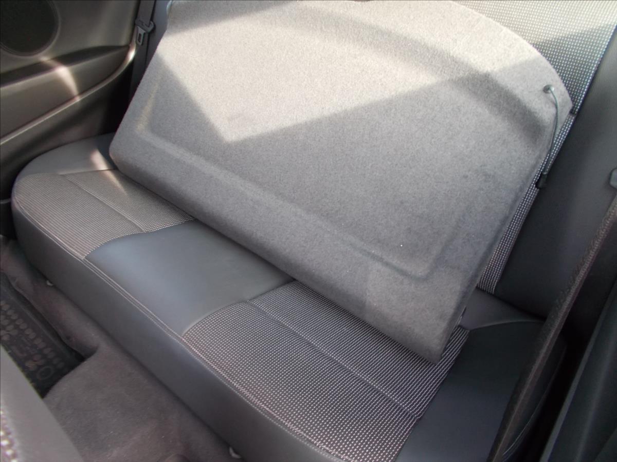 Opel Astra 1,6 GTC TURBO 132 kW NOVÁ STK  H - foto 15