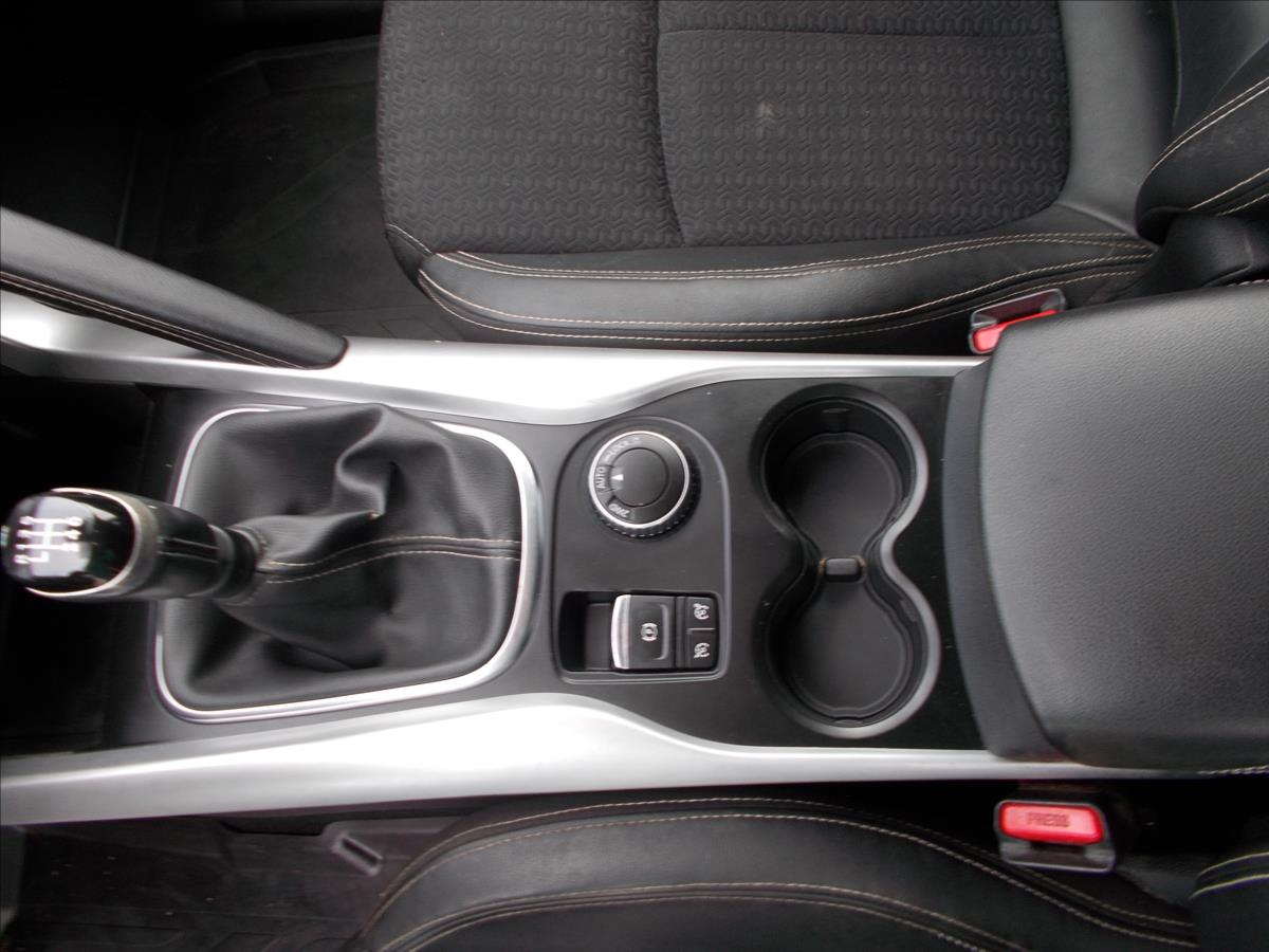 Renault Kadjar 1,6 DCi 4x4 1.MAJITEL DPH DIGIKLIMA - foto 23