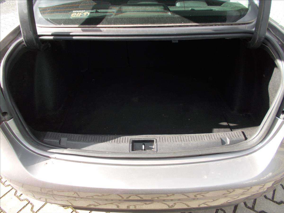 Renault Fluence 1,5 DCi 1.MAJITEL ČR DIGIKLIMA - foto 12