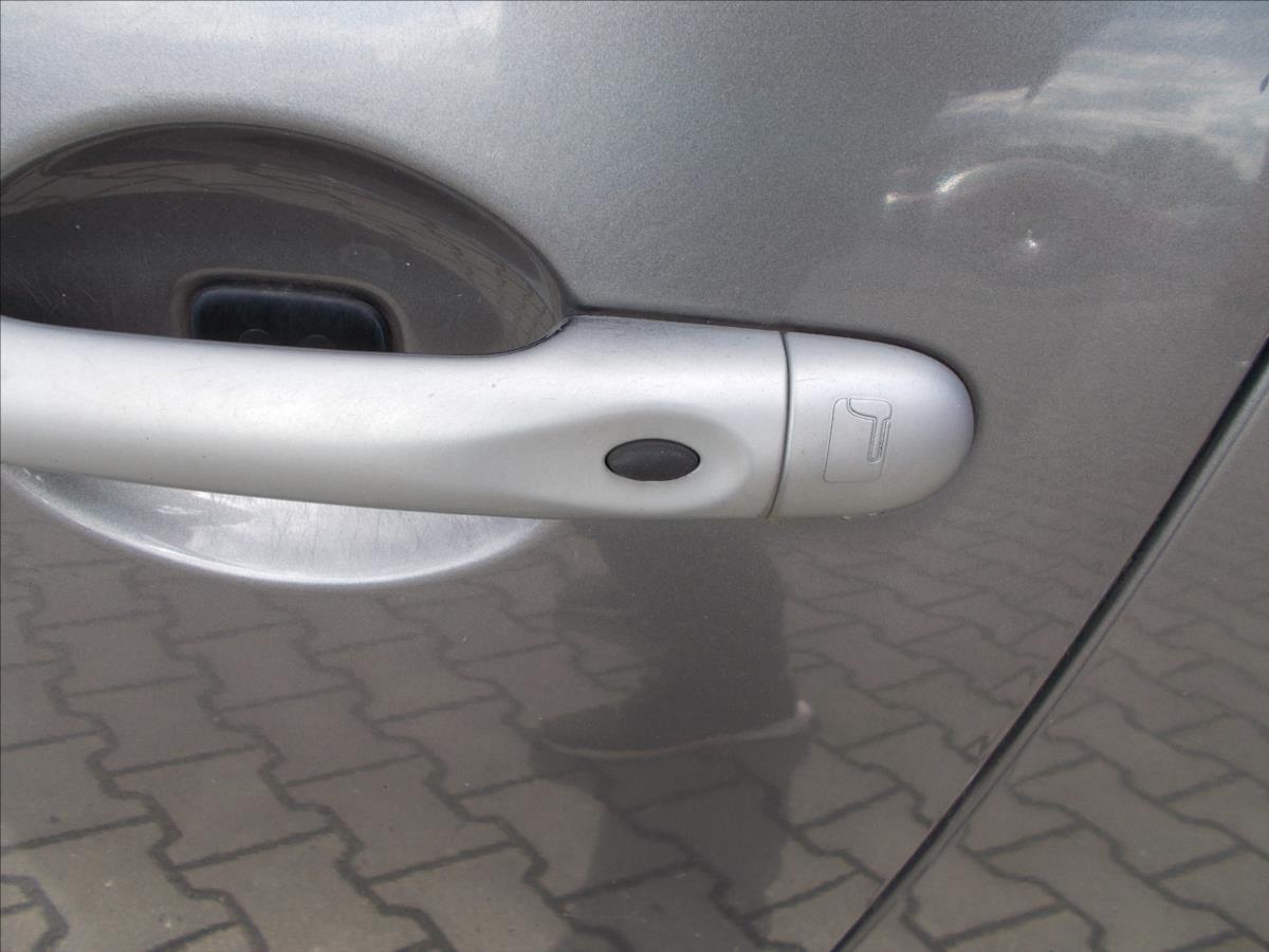 Renault Fluence 1,5 DCi 1.MAJITEL ČR DIGIKLIMA - foto 26