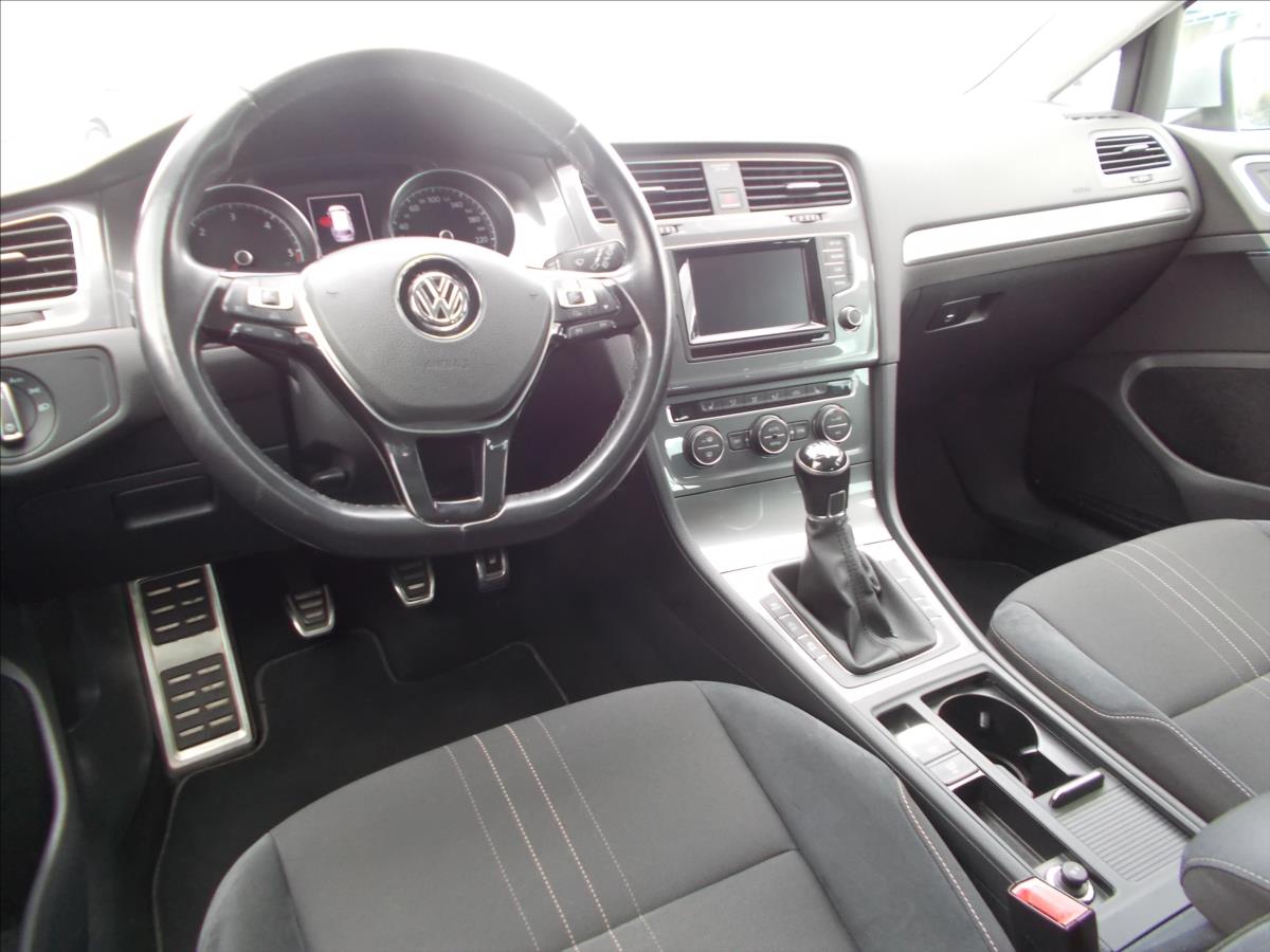 Volkswagen Golf 1,6 TDI ALLTRACK 4x4 DIGIKLIMA XENONY  VI - foto 17