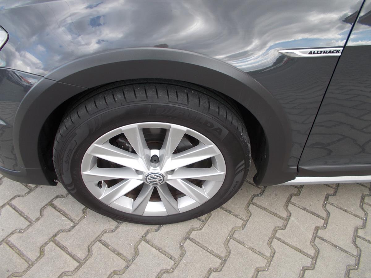 Volkswagen Golf 1,6 TDI ALLTRACK 4x4 DIGIKLIMA XENONY  VI - foto 6