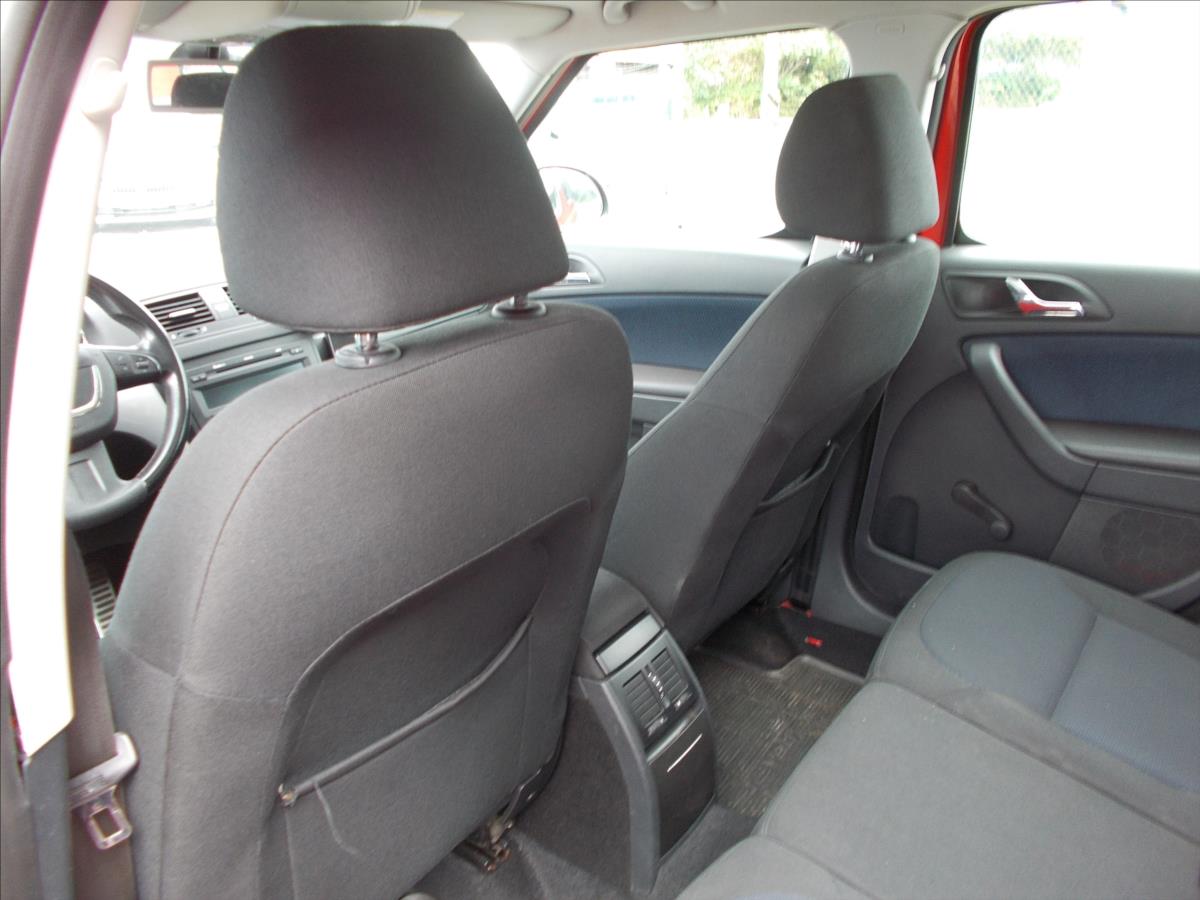 Škoda Yeti 1,2 TSI 77 kW ČR NOVÝ MOTOR - foto 16