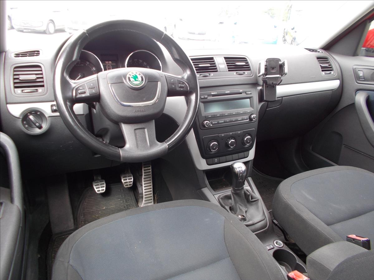 Škoda Yeti 1,2 TSI 77 kW ČR NOVÝ MOTOR - foto 17
