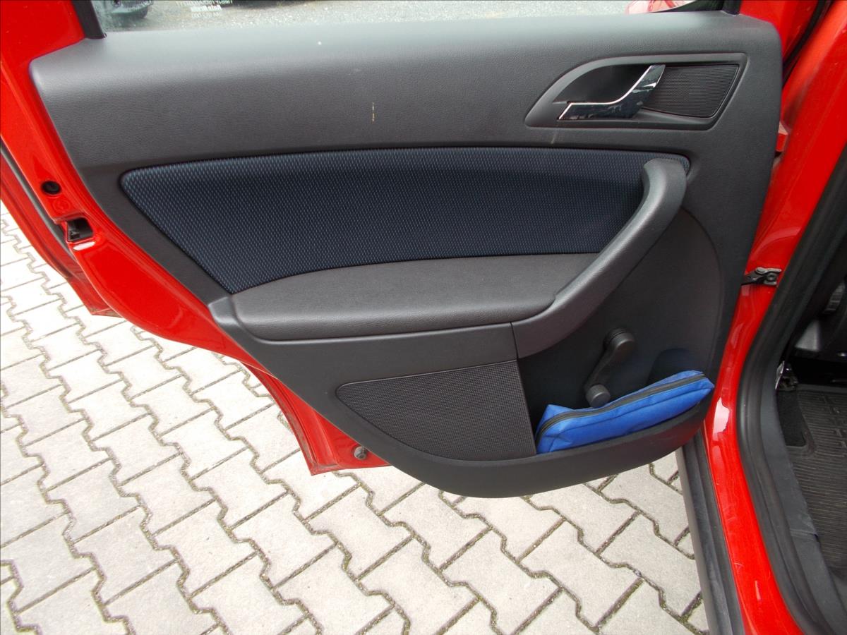 Škoda Yeti 1,2 TSI 77 kW ČR NOVÝ MOTOR - foto 18