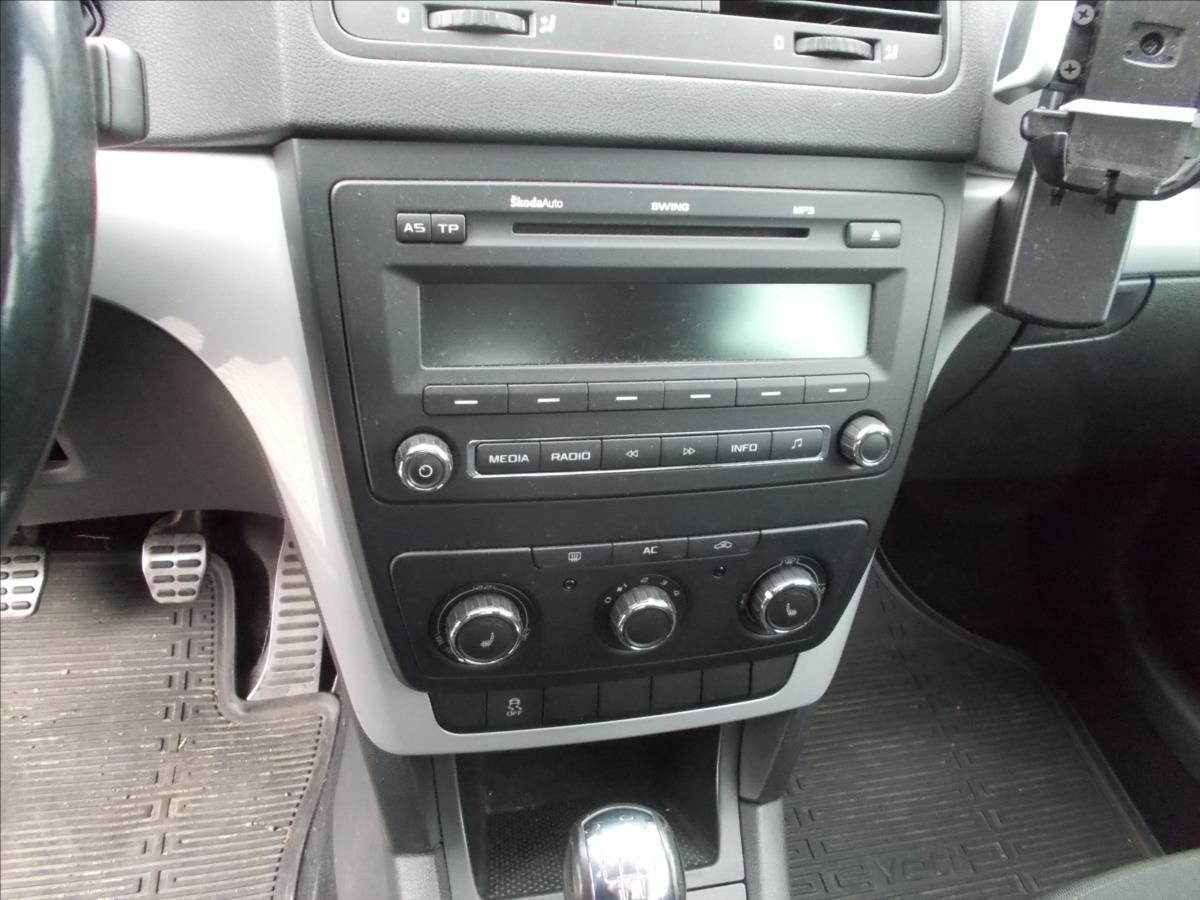 Škoda Yeti 1,2 TSI 77 kW ČR NOVÝ MOTOR - foto 21