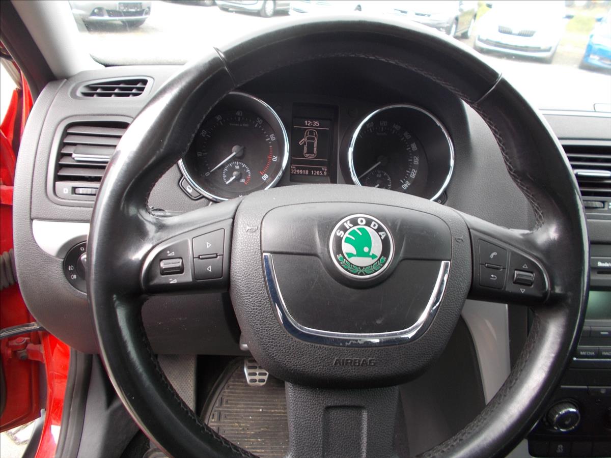 Škoda Yeti 1,2 TSI 77 kW ČR NOVÝ MOTOR - foto 23