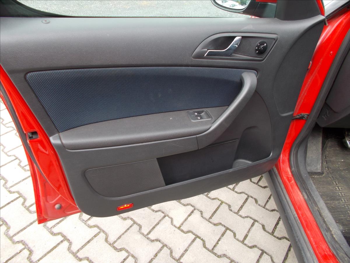 Škoda Yeti 1,2 TSI 77 kW ČR NOVÝ MOTOR - foto 26