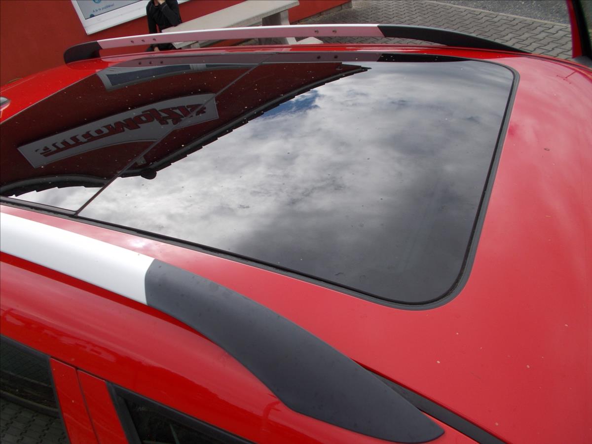 Škoda Yeti 1,2 TSI 77 kW ČR NOVÝ MOTOR - foto 32