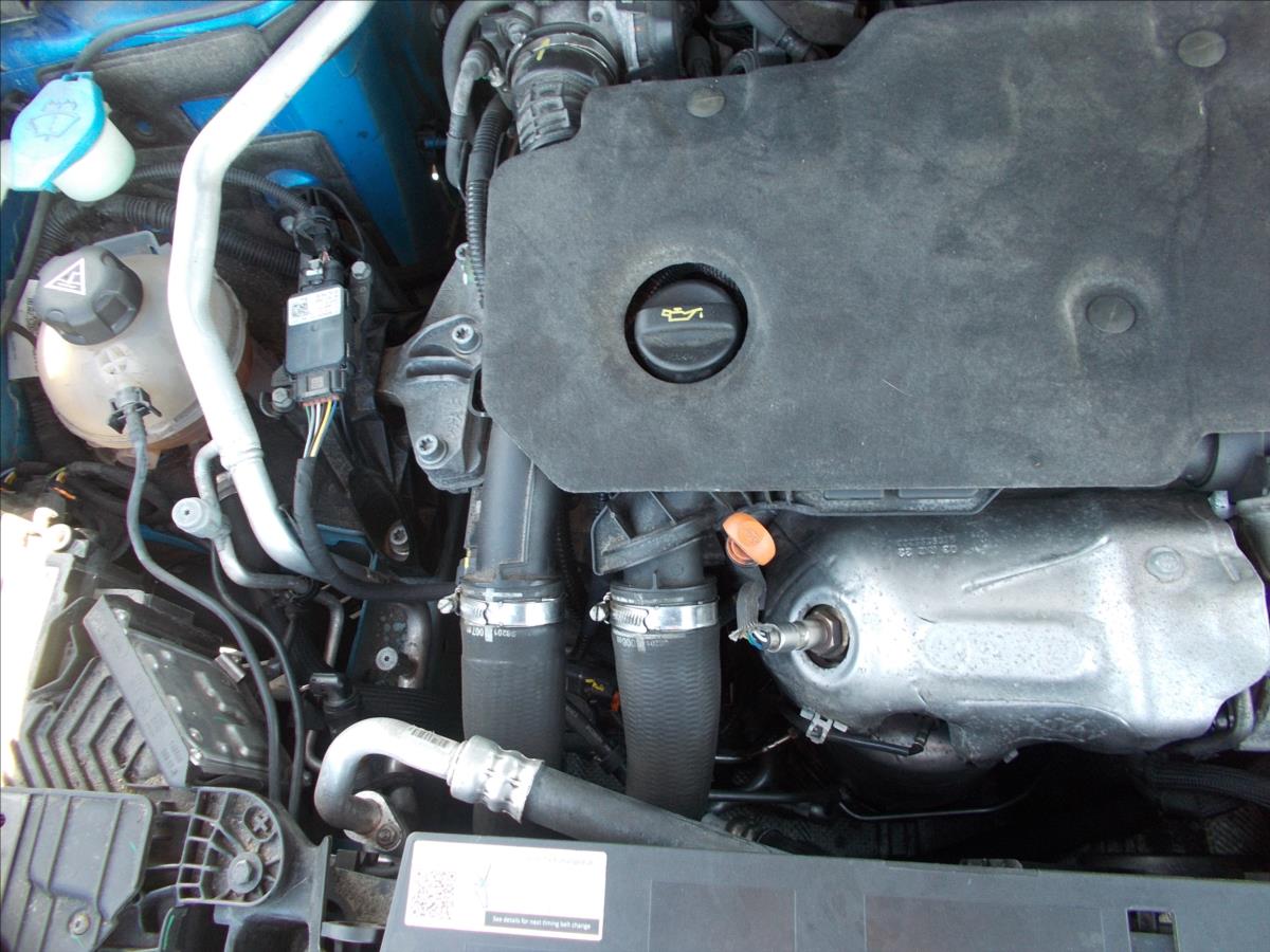 Peugeot 308 1,5 BlueHDI DPH 1.MAJITEL NEHAVAROVANÉ - foto 25