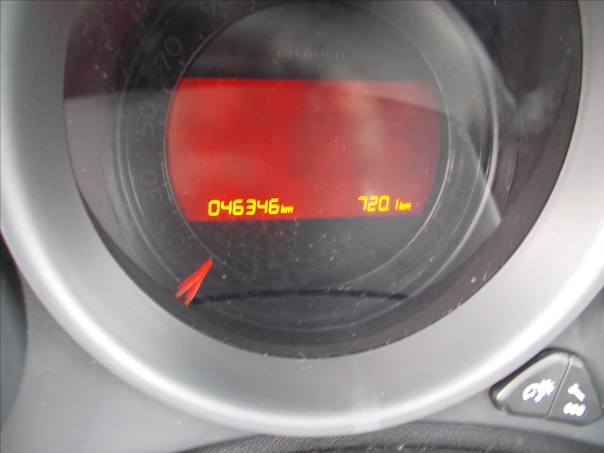Citroën C4 1,6 16V ČR 1.MAJITELKA 46346 KM !!!!! - foto 25