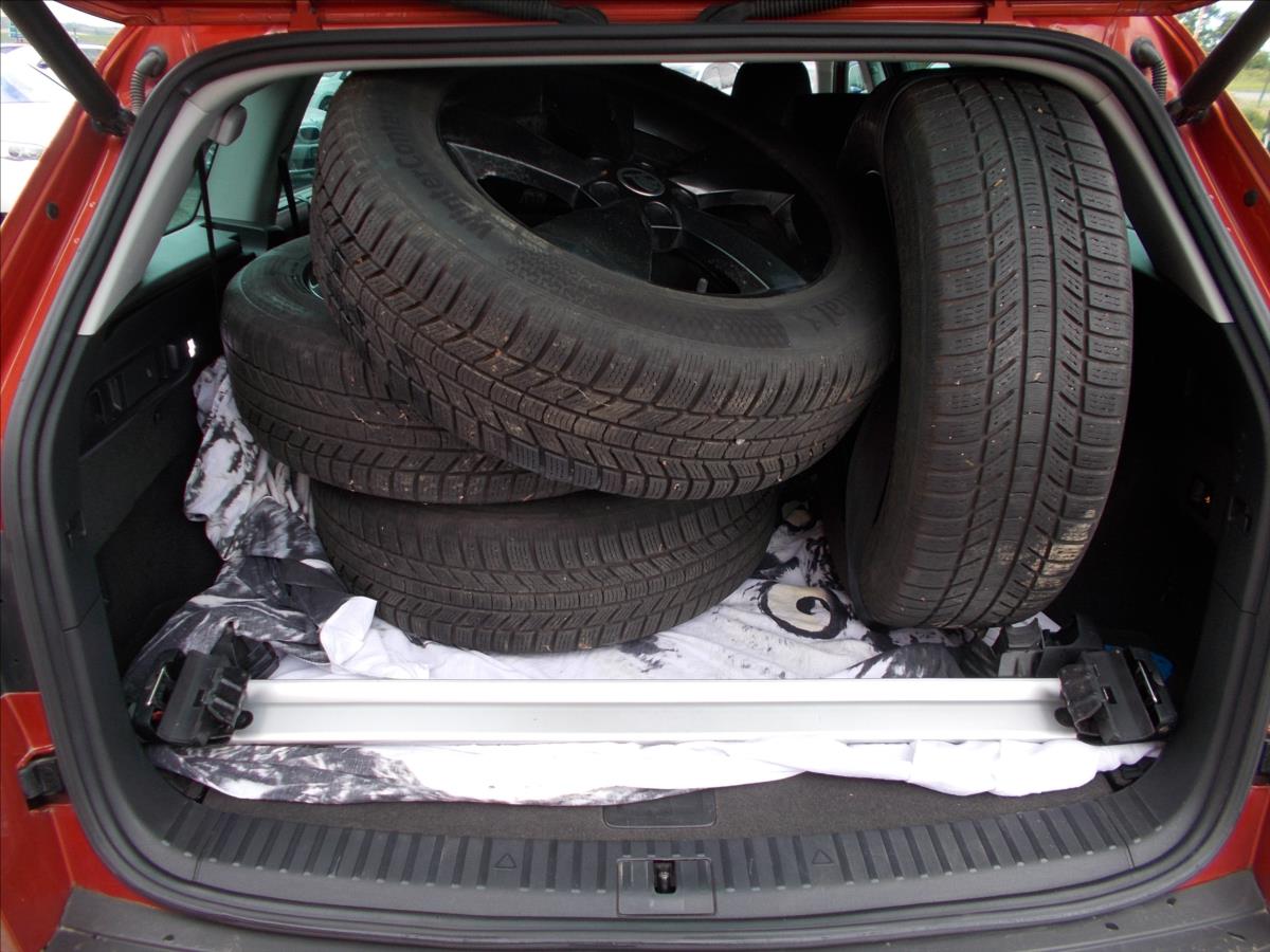 Škoda Kodiaq 2,0 TDI ČR 1.MAJITEL 7 MÍST DPH 140 KW - foto 13