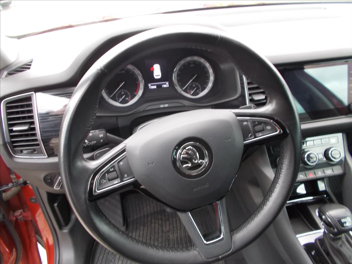 Škoda Kodiaq 2,0 TDI ČR 1.MAJITEL 7 MÍST DPH 140 KW - foto 24
